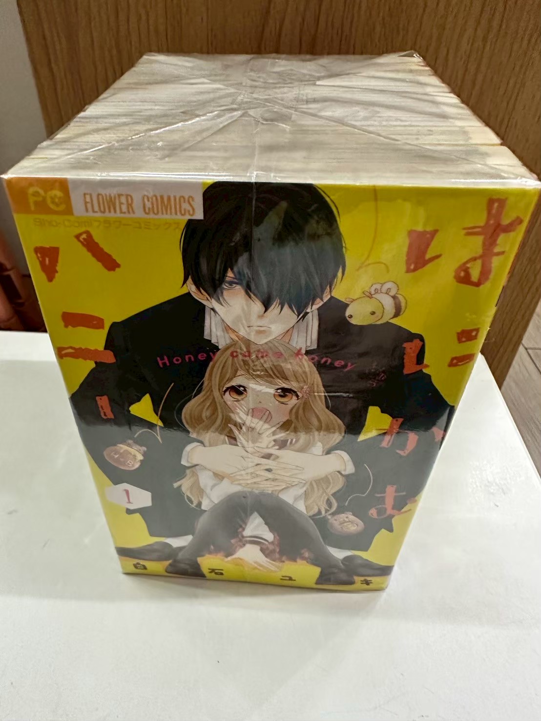 LINE_ALBUM_Comic 3FL_251021_904