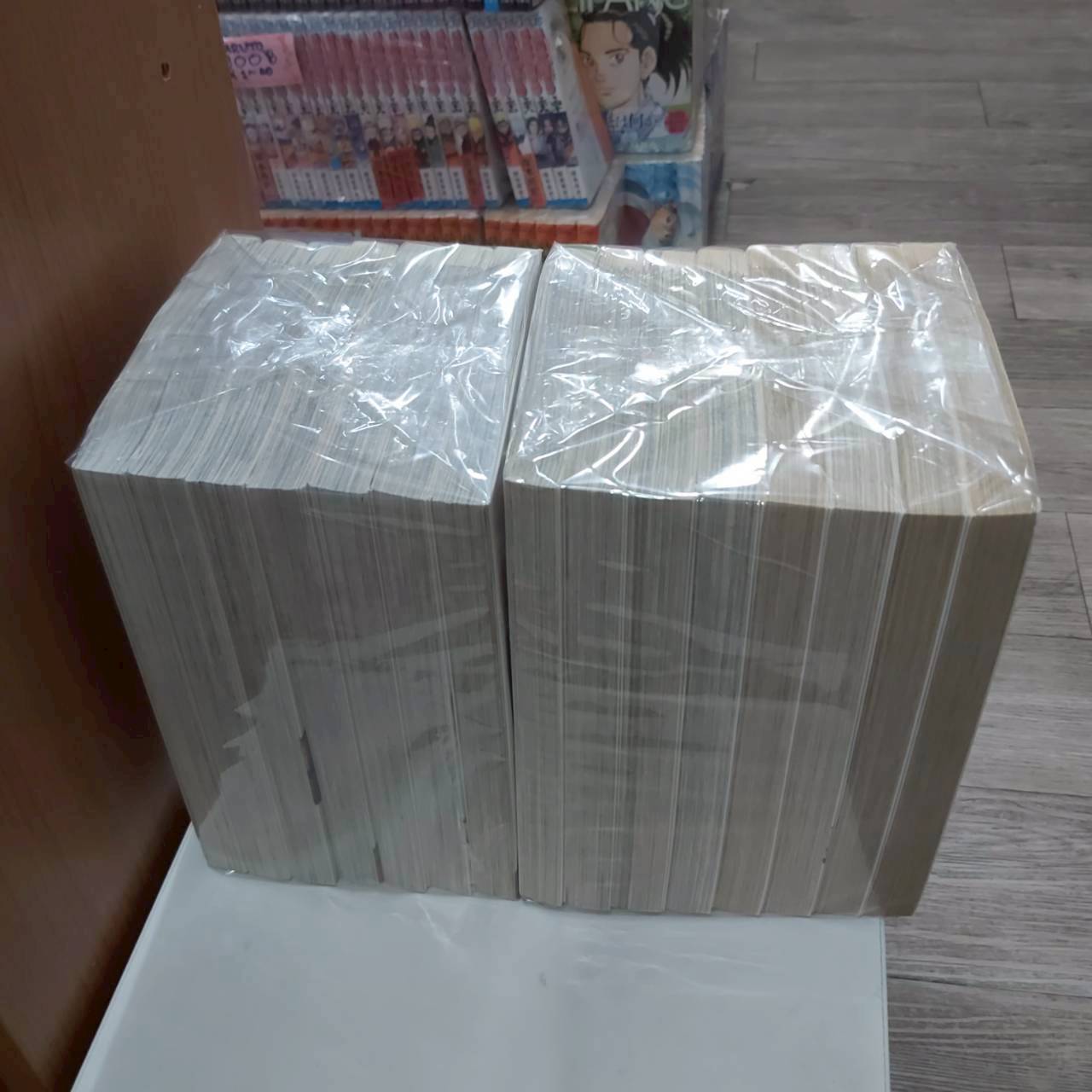 LINE_ALBUM_Comic 3FL_251021_925