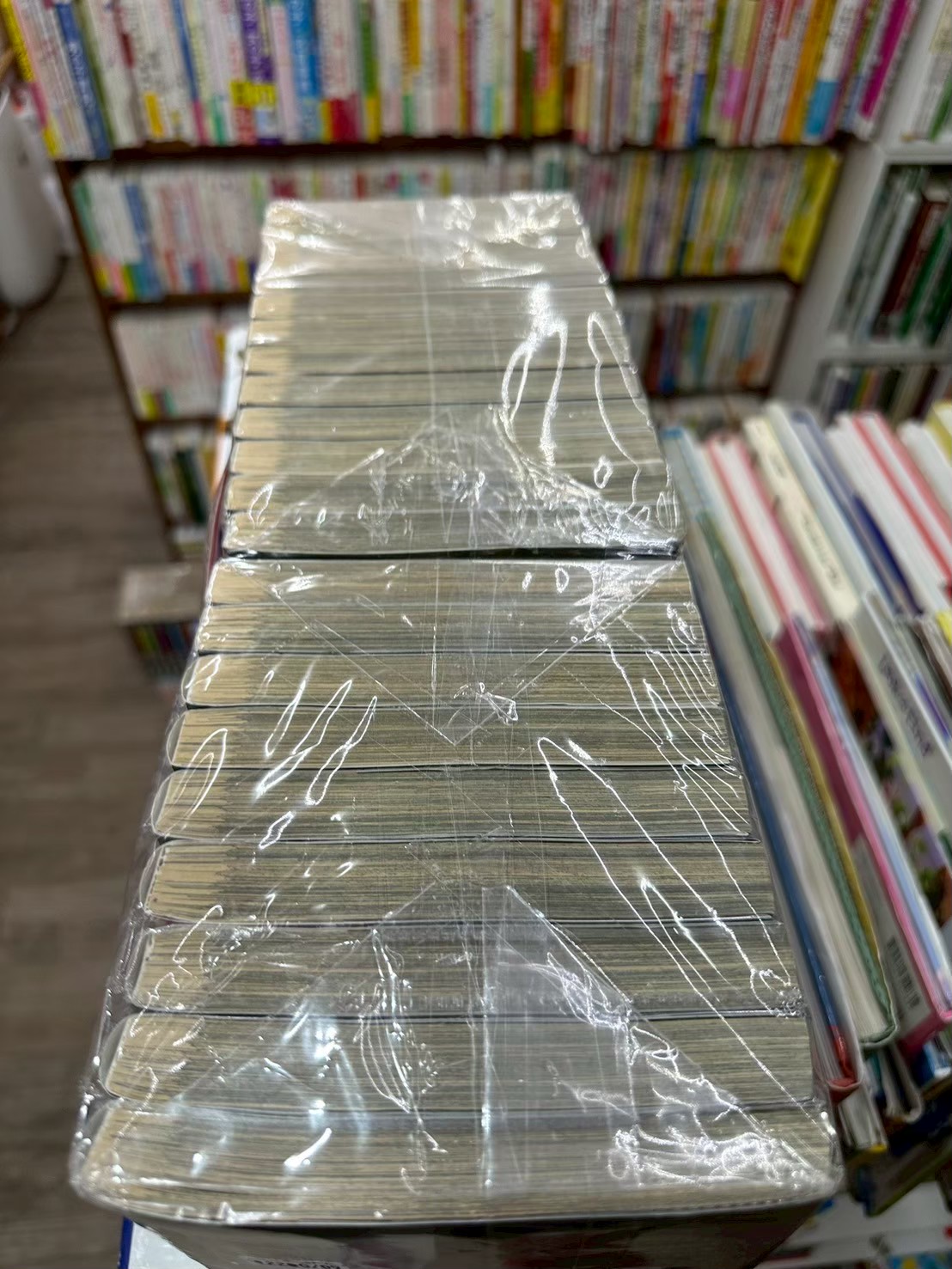 LINE_ALBUM_Comic 3fl_251026_2