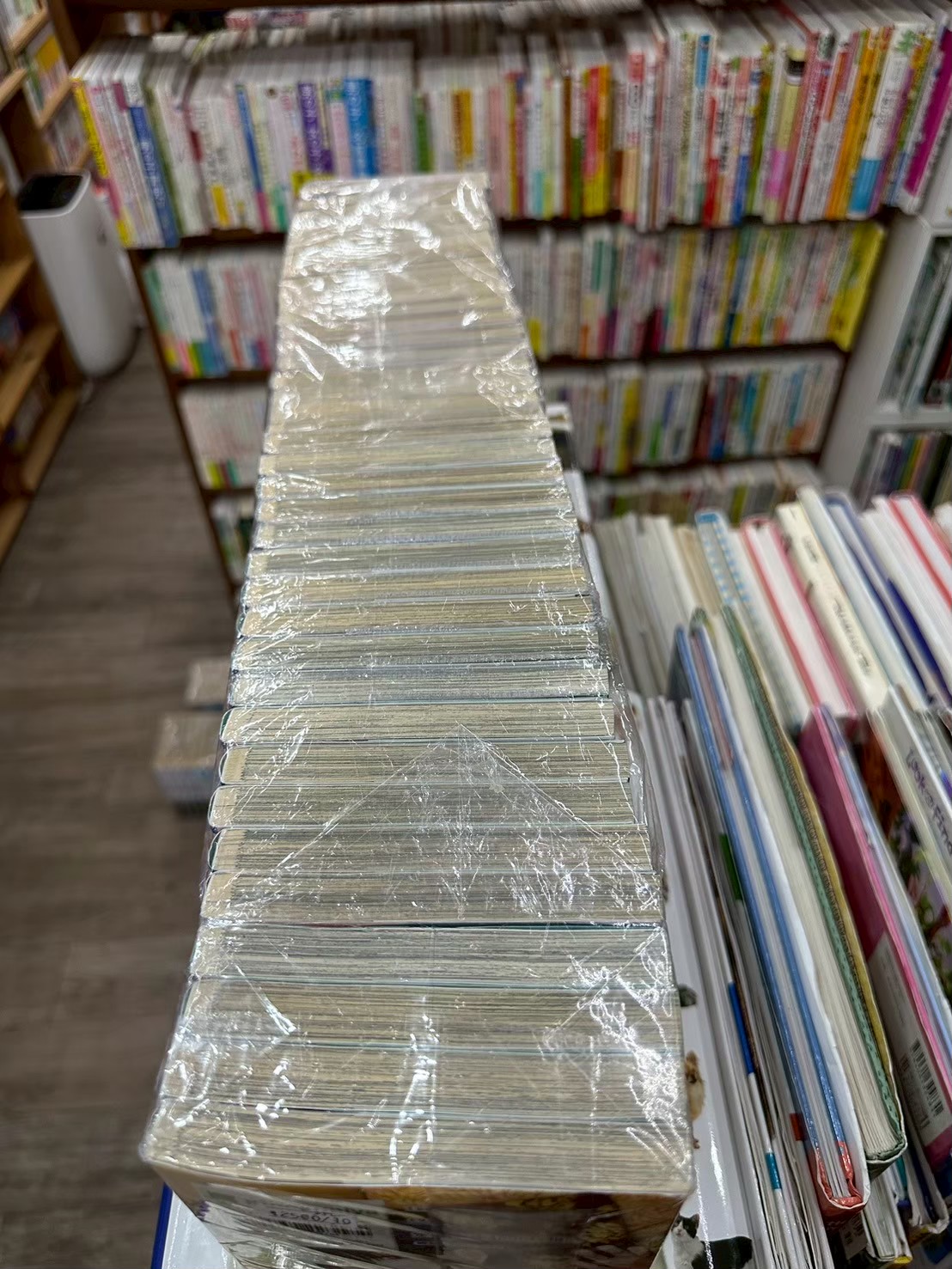 LINE_ALBUM_Comic 3fl_251028_32