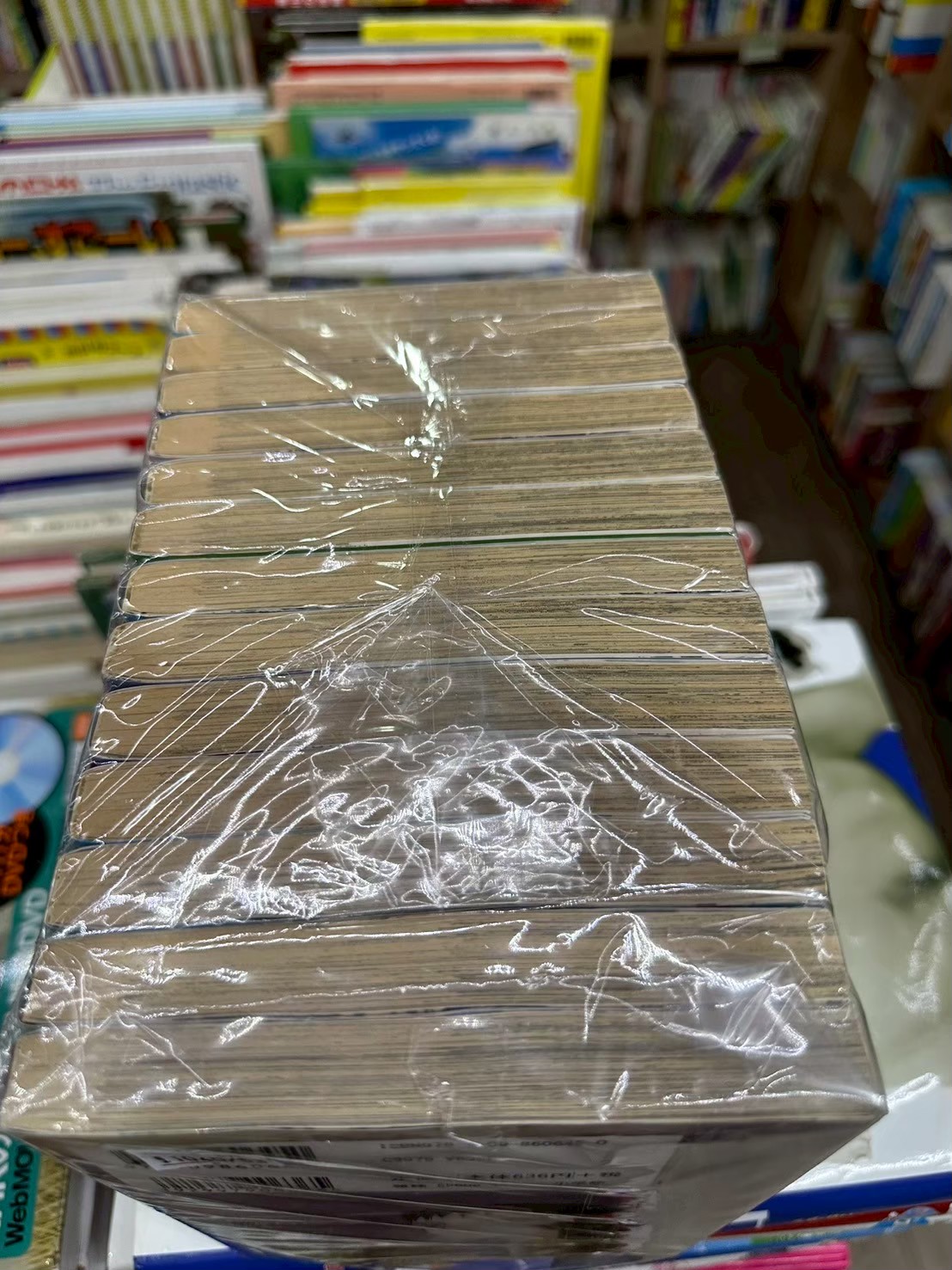 LINE_ALBUM_Comic 3fl_251030_7