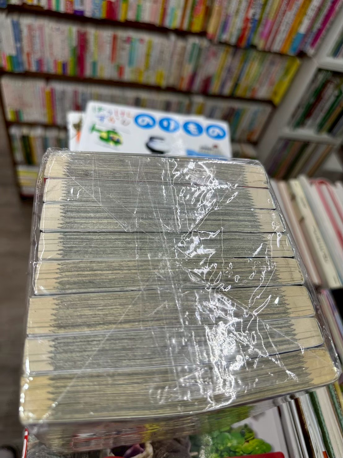 LINE_ALBUM_Comic 3FL_251104_2