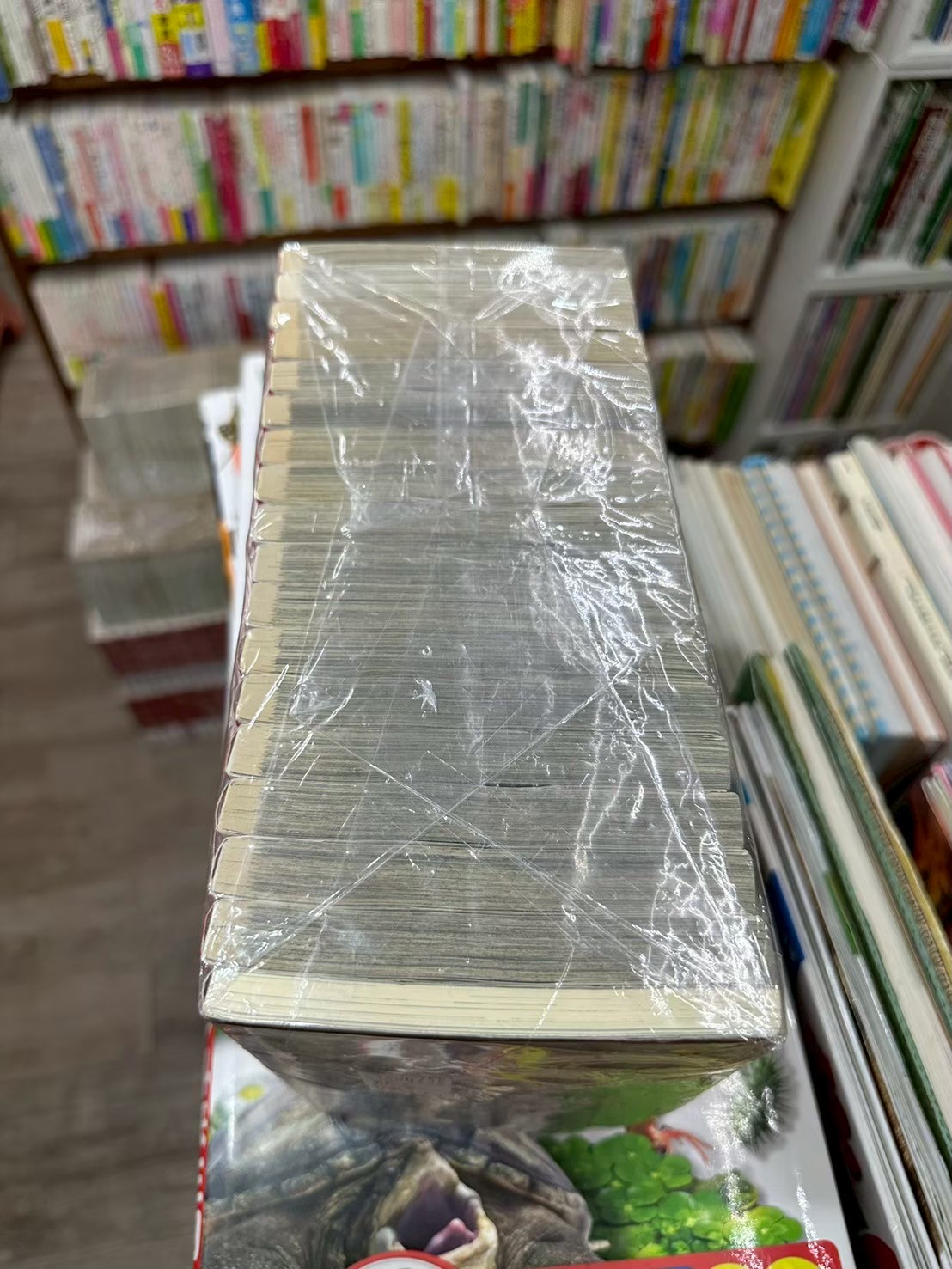 LINE_ALBUM_Comic 3FL_251105_2