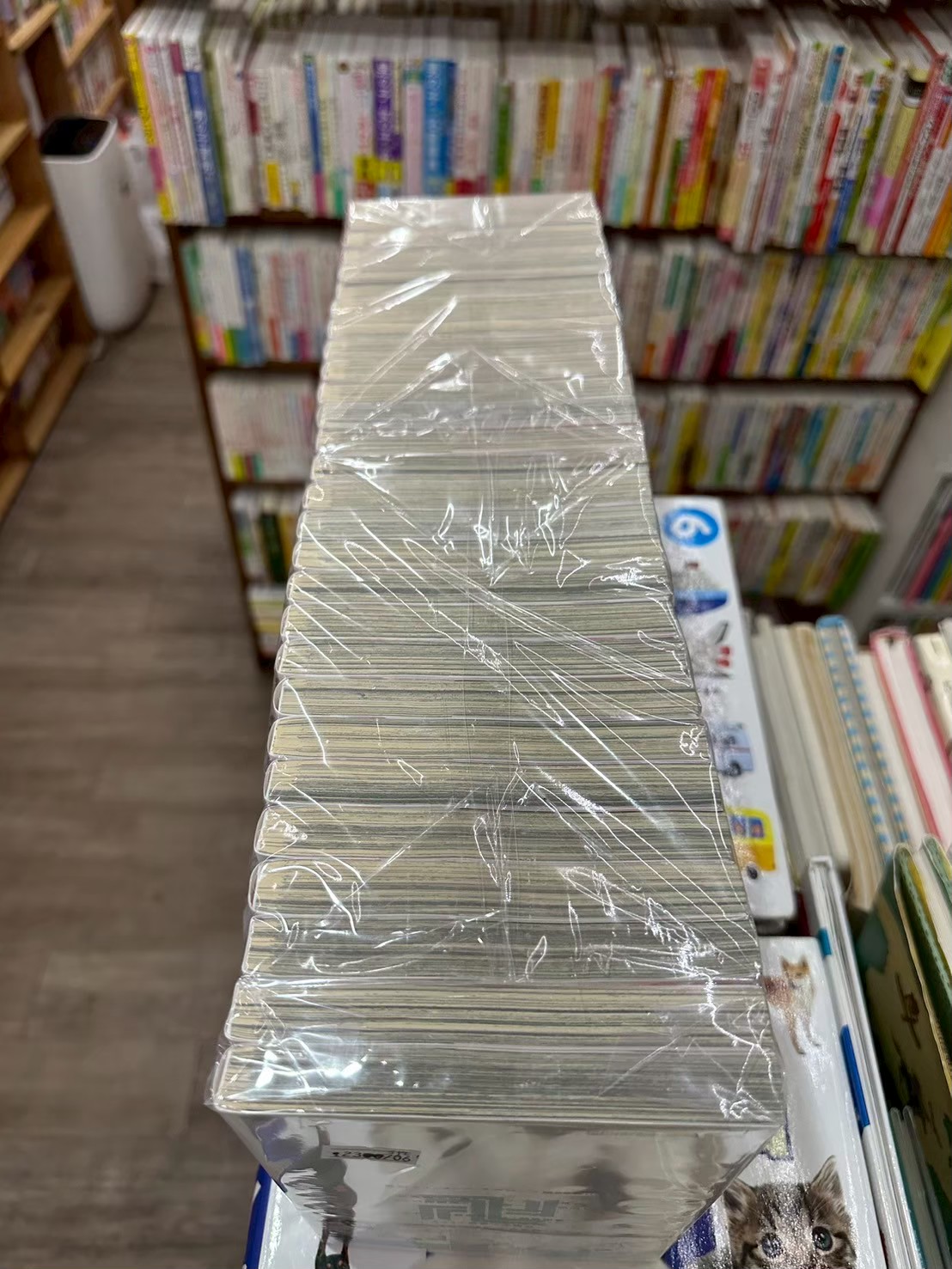 LINE_ALBUM_Comic 3FL_251105_2