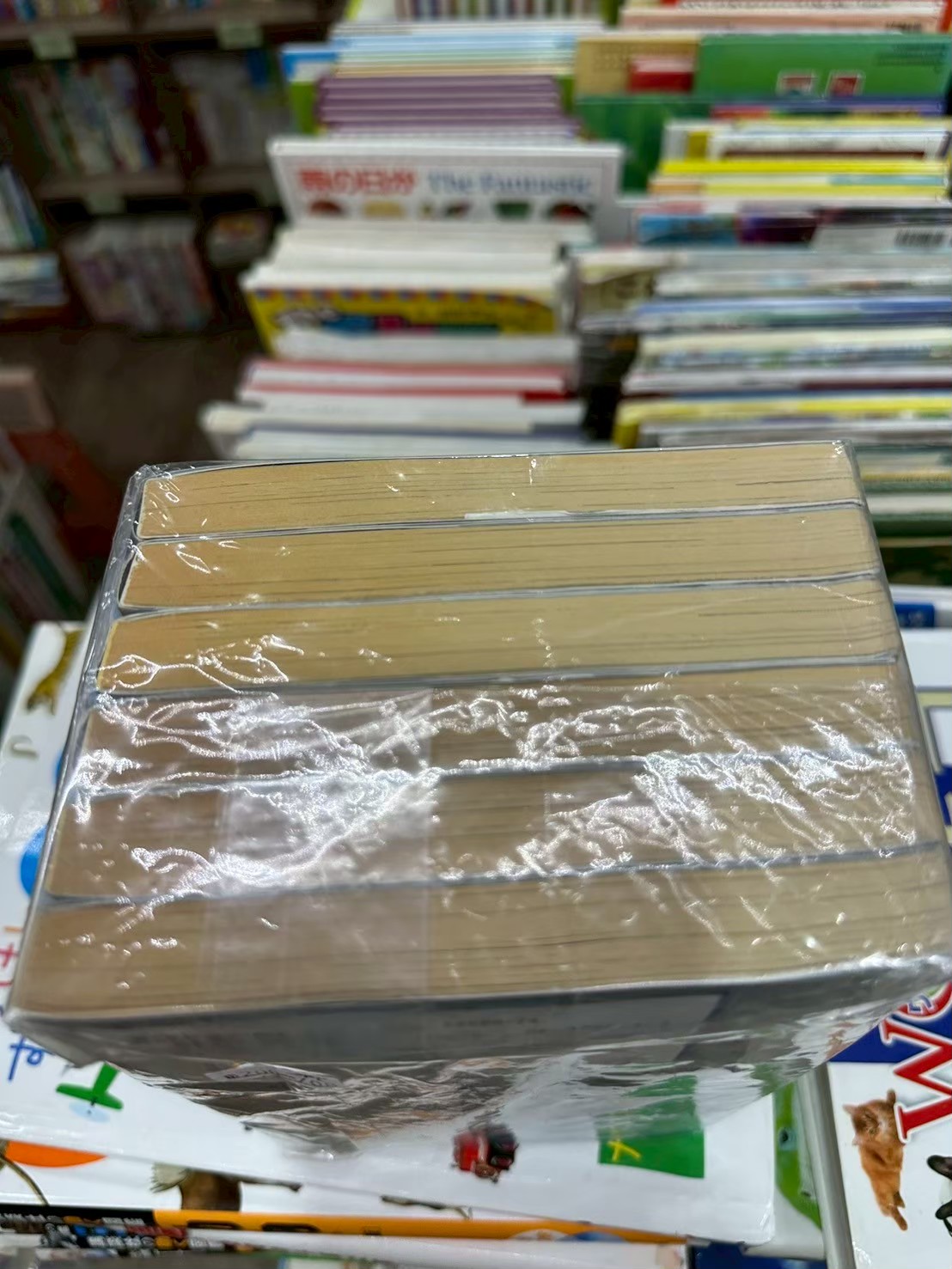 LINE_ALBUM_Comic 3FL_251105_31