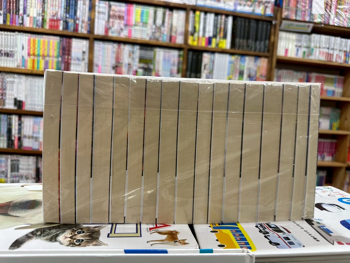 LINE_ALBUM_Comic 3FL_251111_1