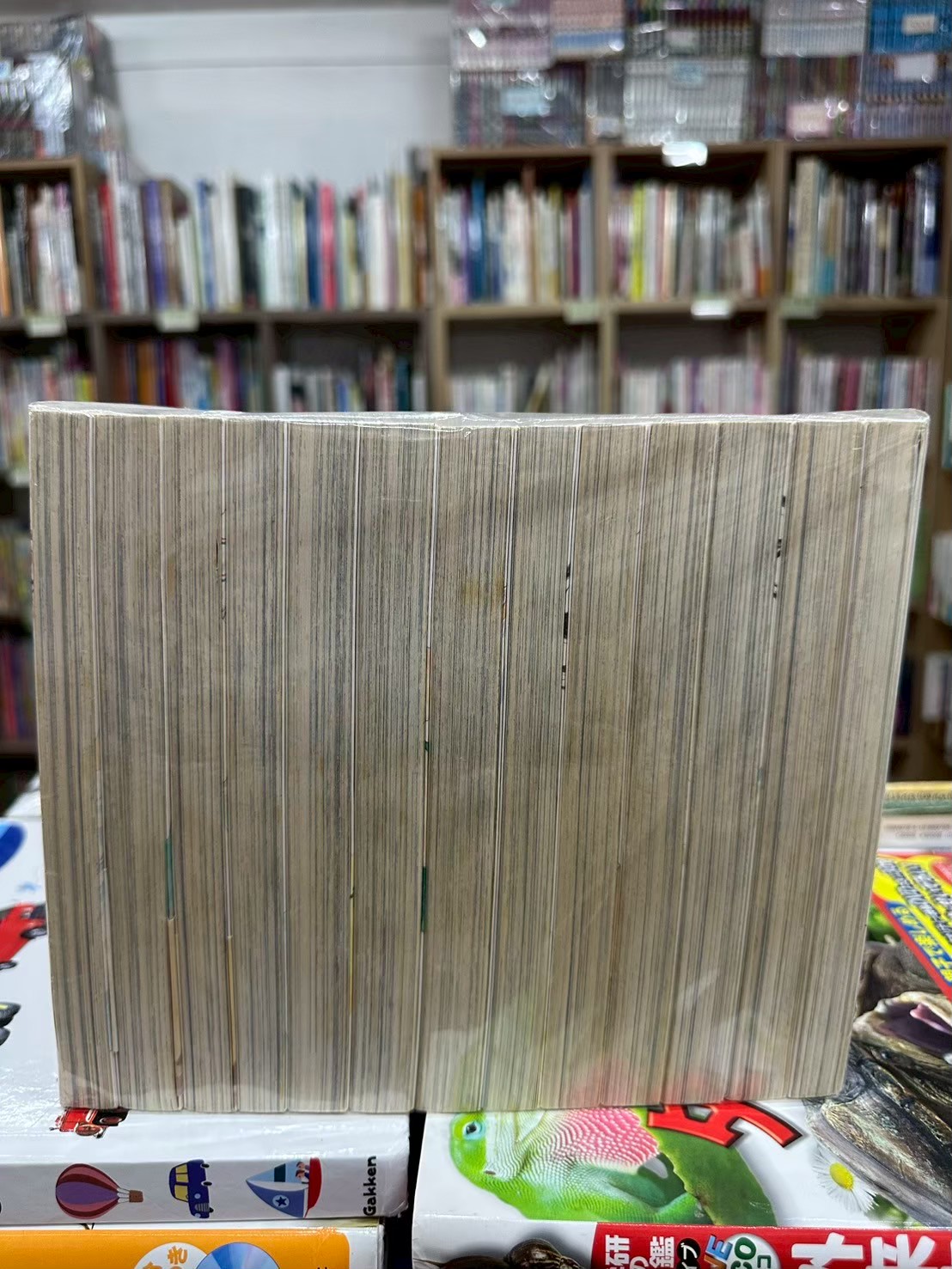 LINE_ALBUM_Comic 3FL_251111_1