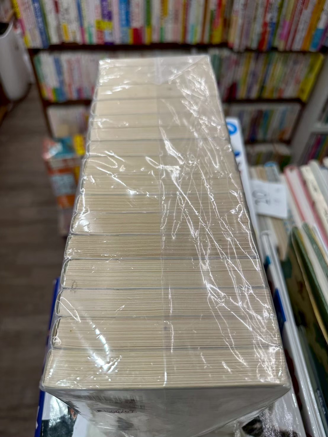 LINE_ALBUM_Comic 3FL_251111_2