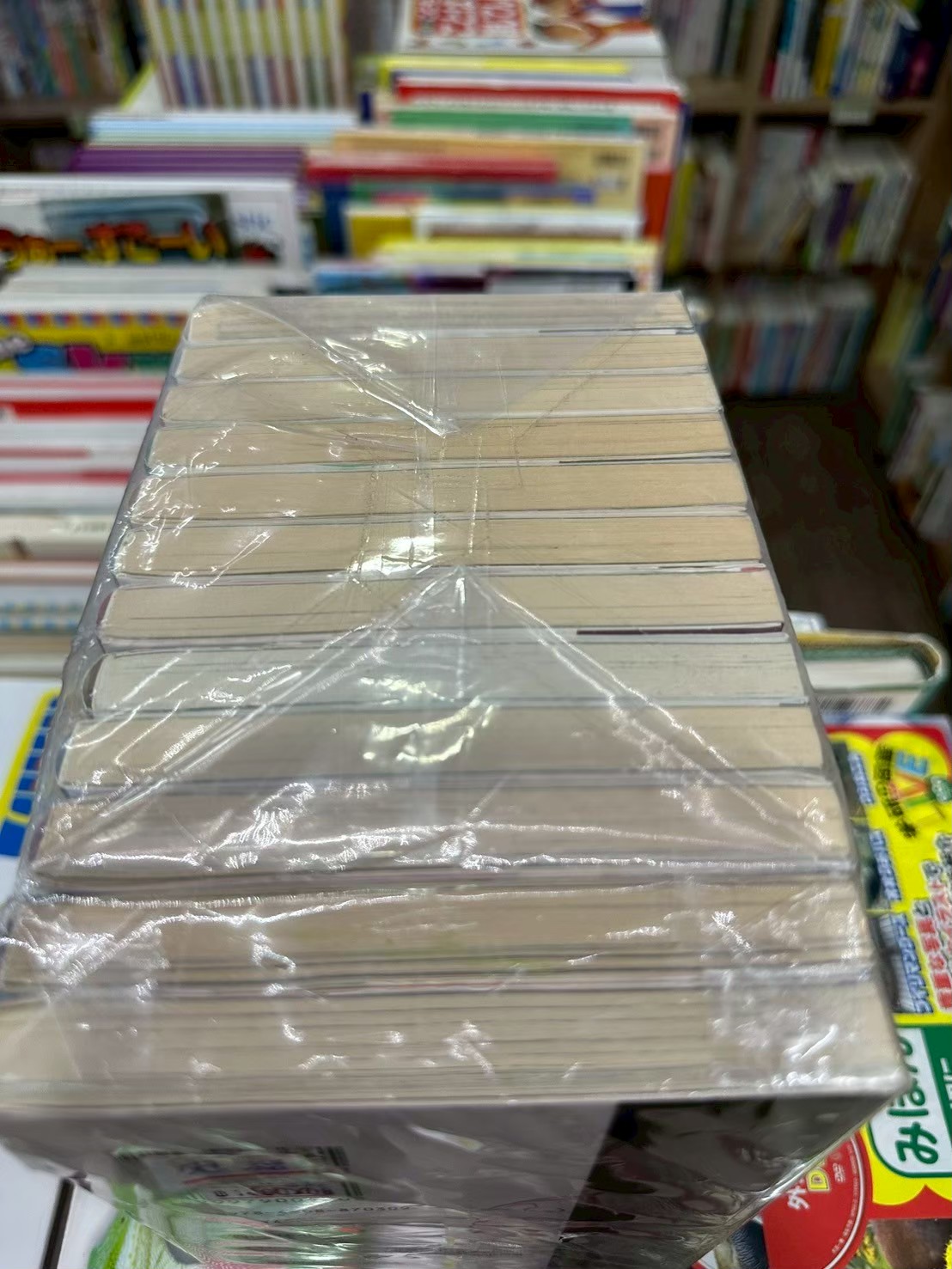 LINE_ALBUM_Comic 3FL_251111_2