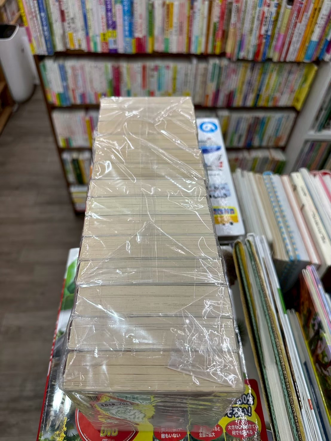 LINE_ALBUM_Comic 3FL_251111_7