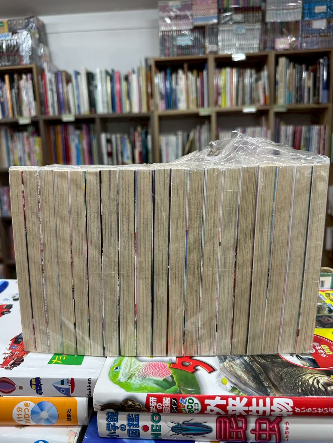 LINE_ALBUM_Comic 3FL_251113_2