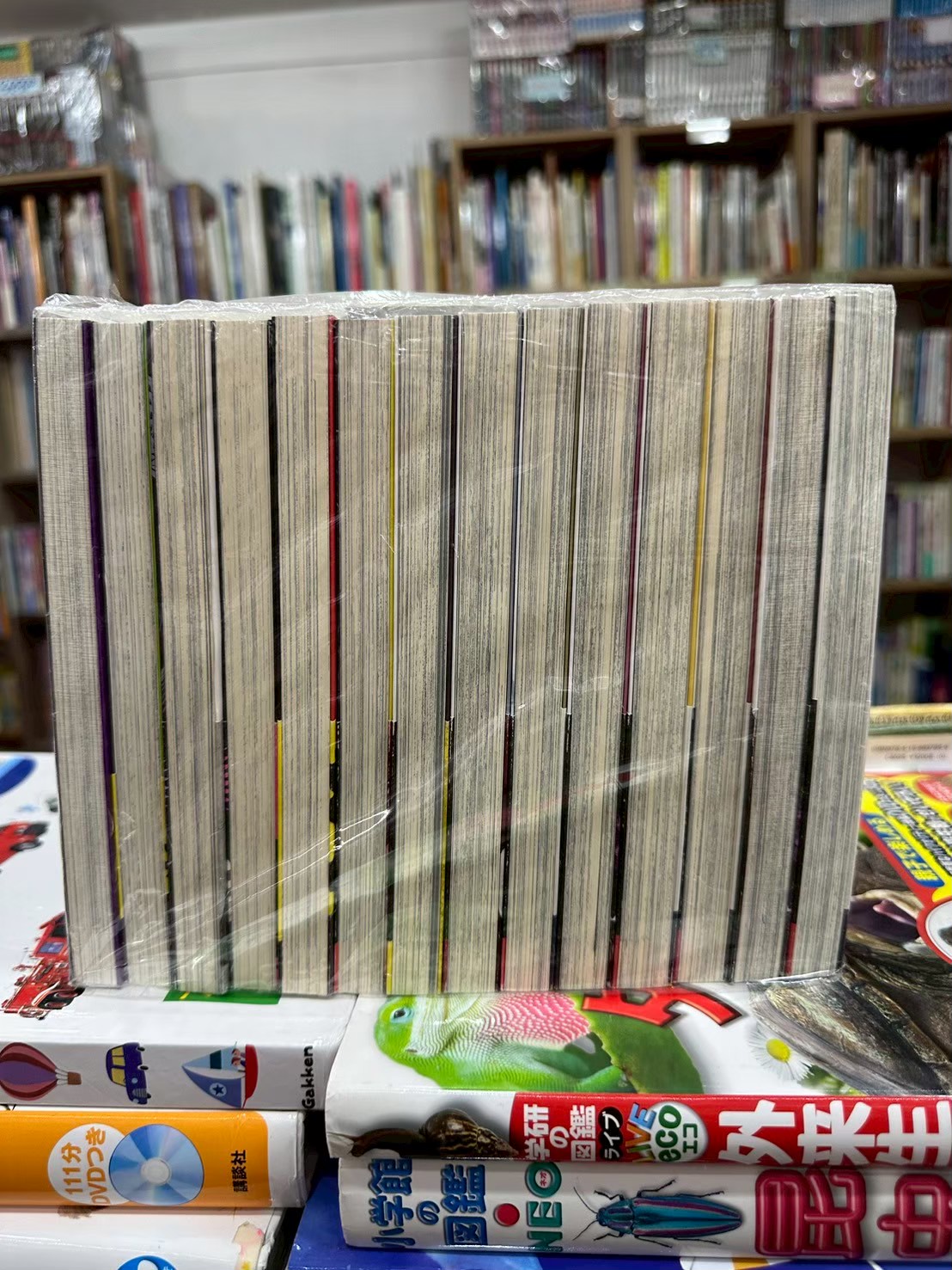 LINE_ALBUM_Comic 3FL_251113_6