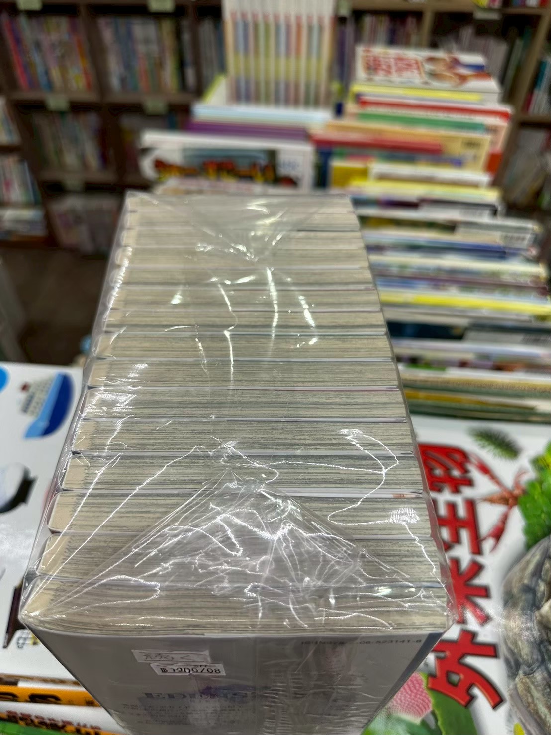 LINE_ALBUM_Comic 3FL_251116_27