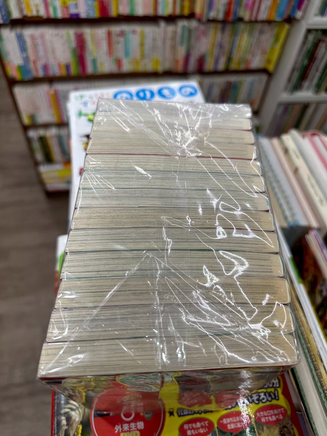 LINE_ALBUM_Comic 3FL_251116_6