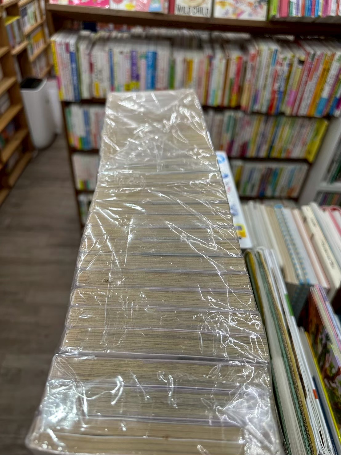 LINE_ALBUM_Comic 3FL_251123_32