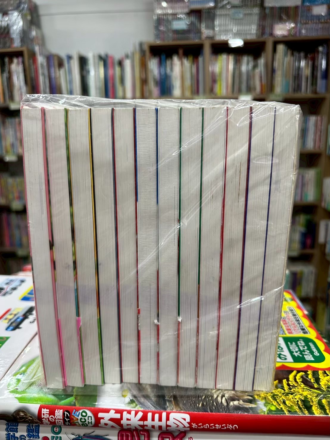 LINE_ALBUM_Comic 3FL_251203_12