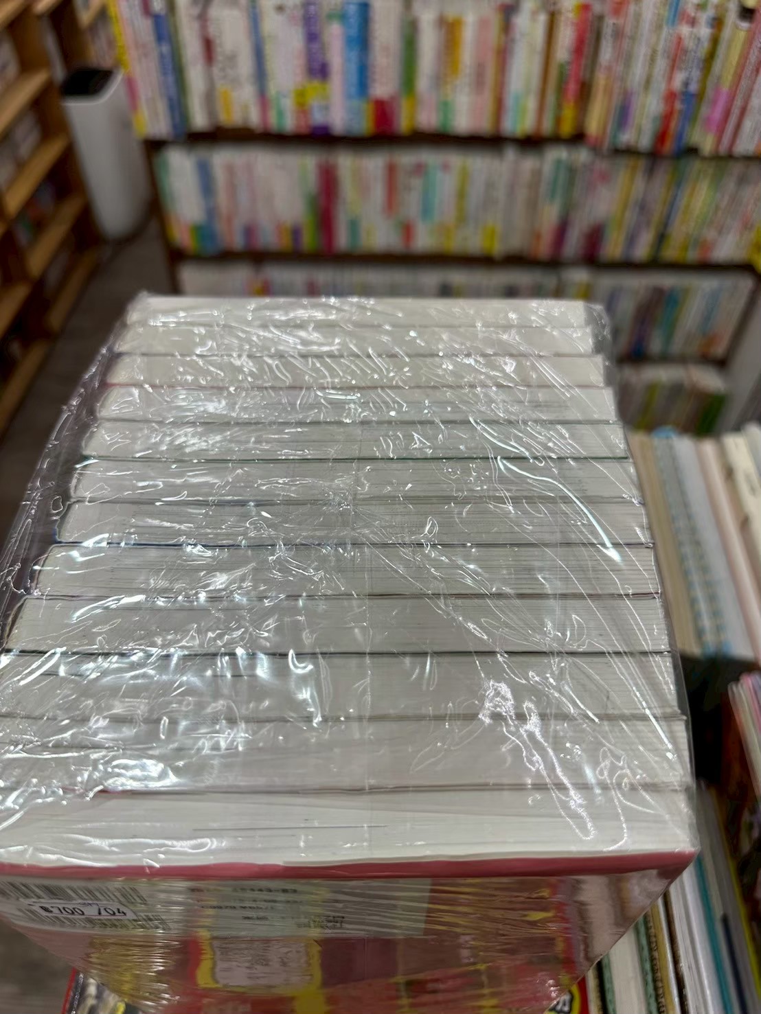 LINE_ALBUM_Comic 3FL_251203_13