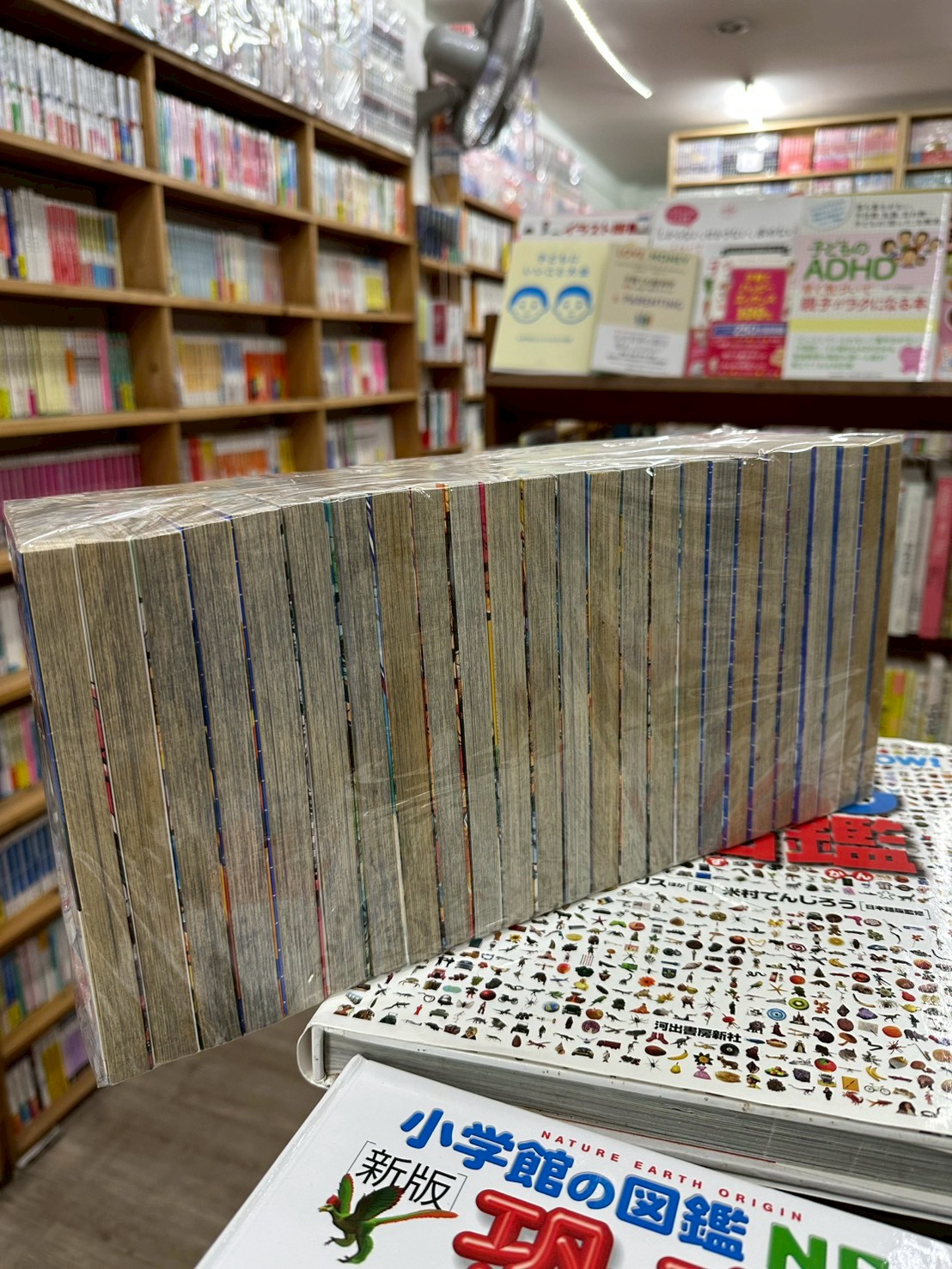 LINE_ALBUM_Comic 3fl_251208_7