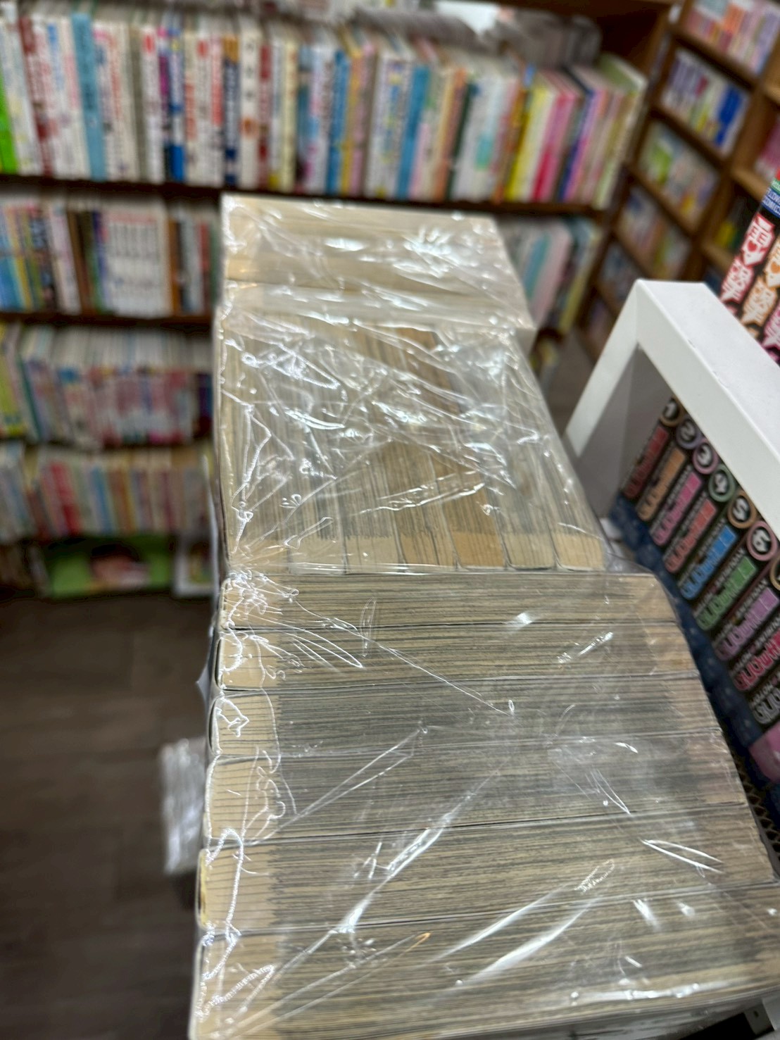 LINE_ALBUM_Comic 3fl_260105_1